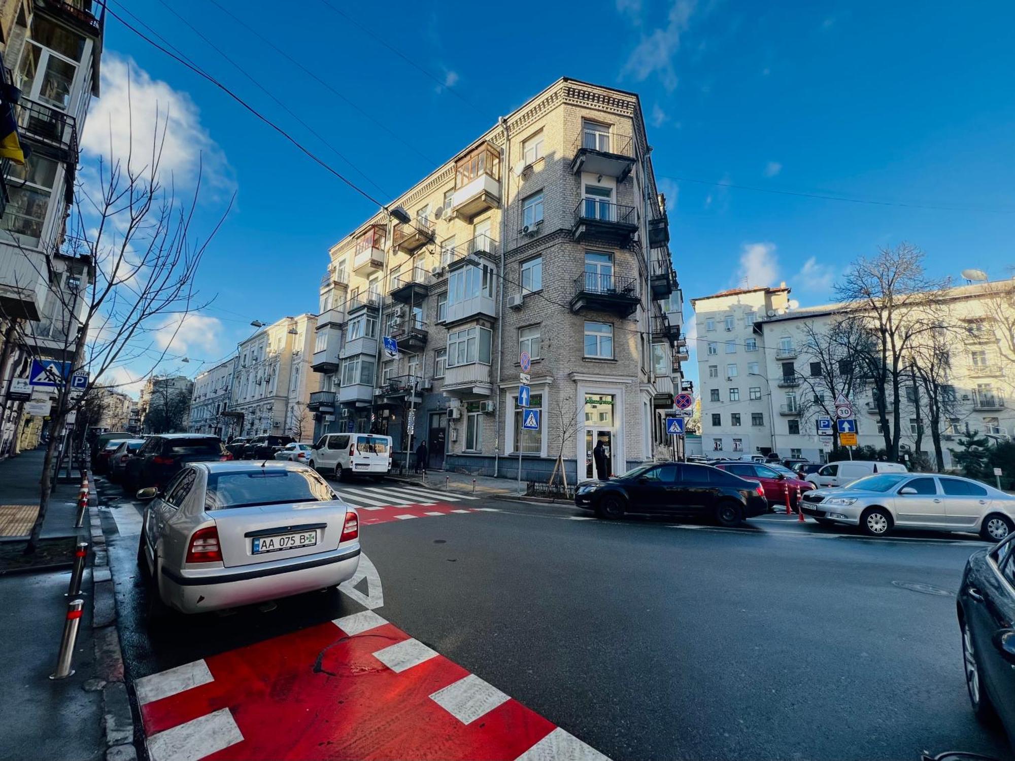 Kyiv Old Town Apartment Near Golden Gate Exterior photo